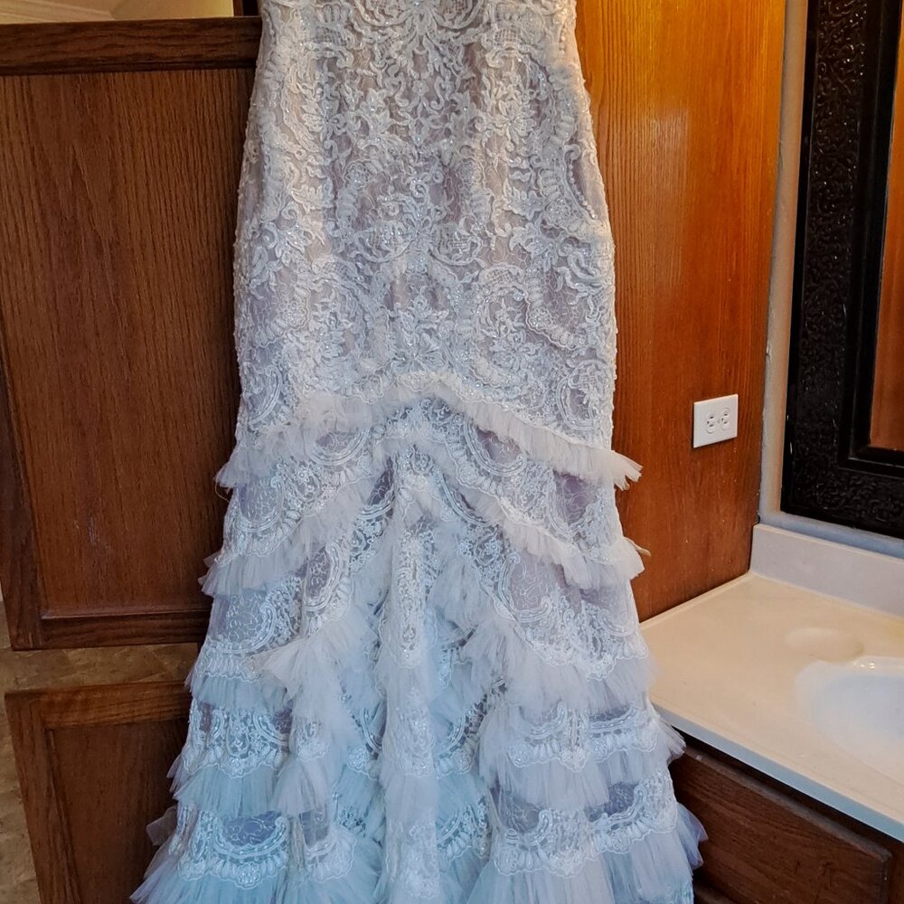 Davids Bridal Galina Signature